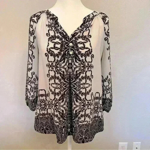 New Directions black and white dressy loose fit blouse in size PS (Petite Small) - Picture 1 of 11